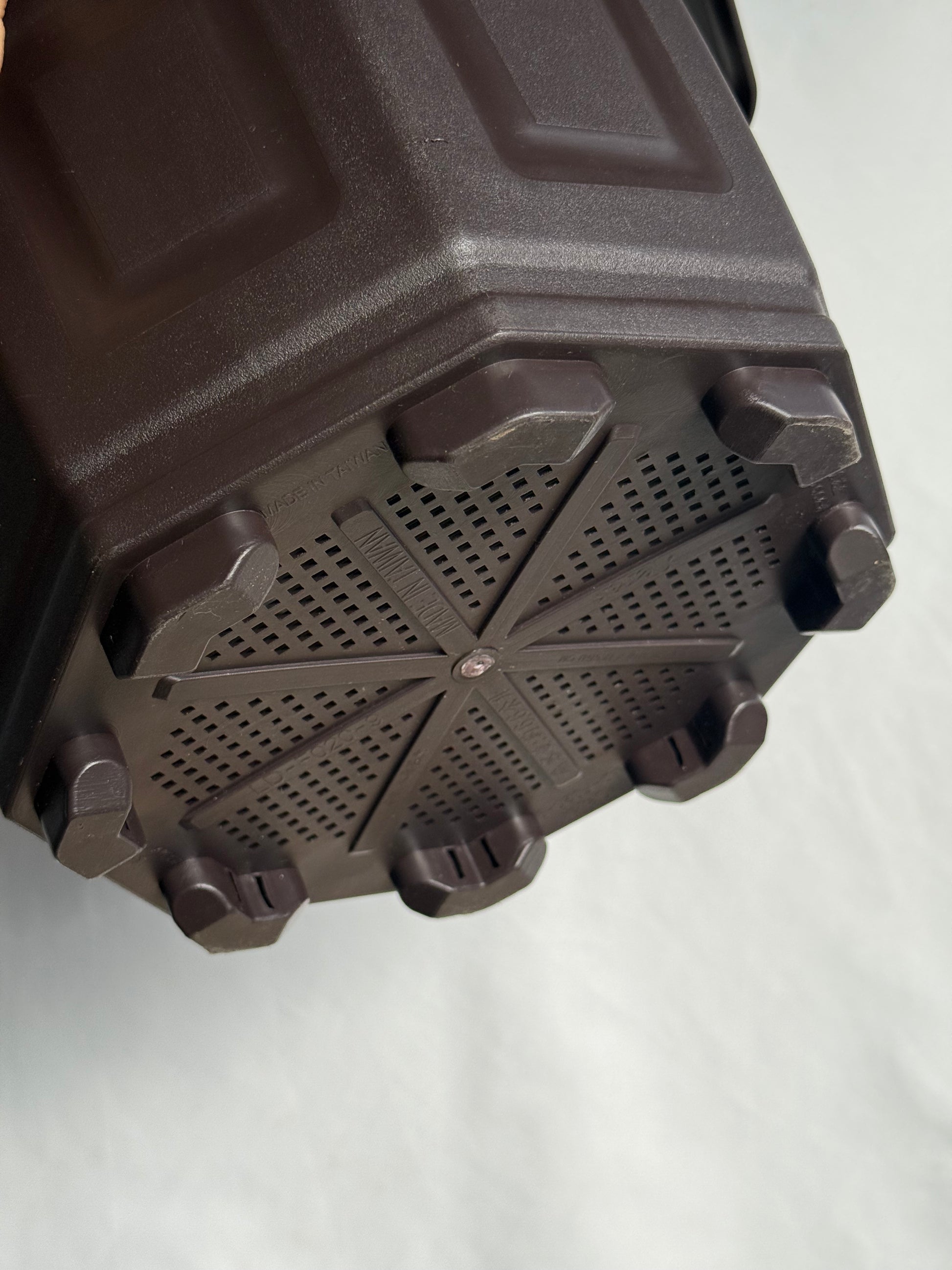 台湾製 7寸八角鉢（1000円以上送料無料）